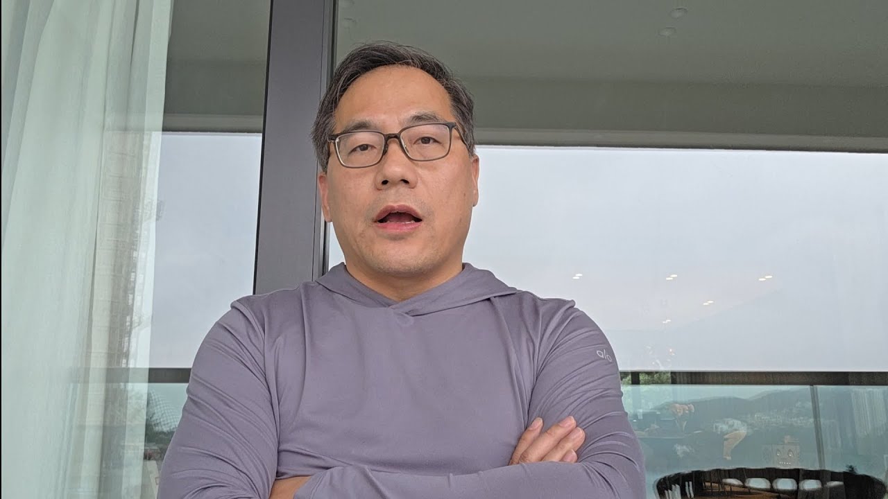 新联储主席的威力/中国军队改革