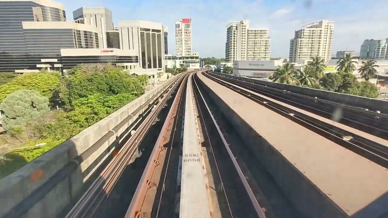 LRT Kelana Jaya Line Alstom Innovia Metro 300 TR33 | USJ 7 ➡️ Glenmarie.