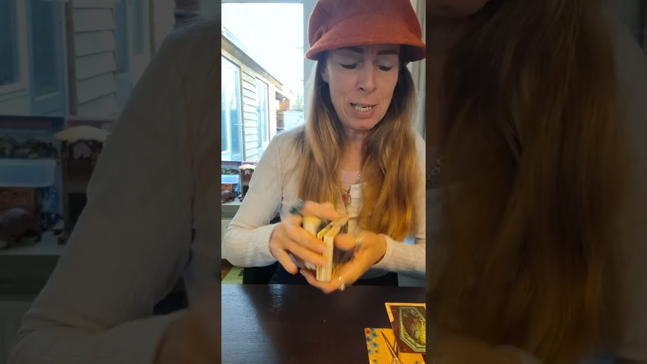 Voor een moeder die zich veel zorgen maakt om haar zoon #tarot #onvoorwaardelijkeliefde #inspiratie 