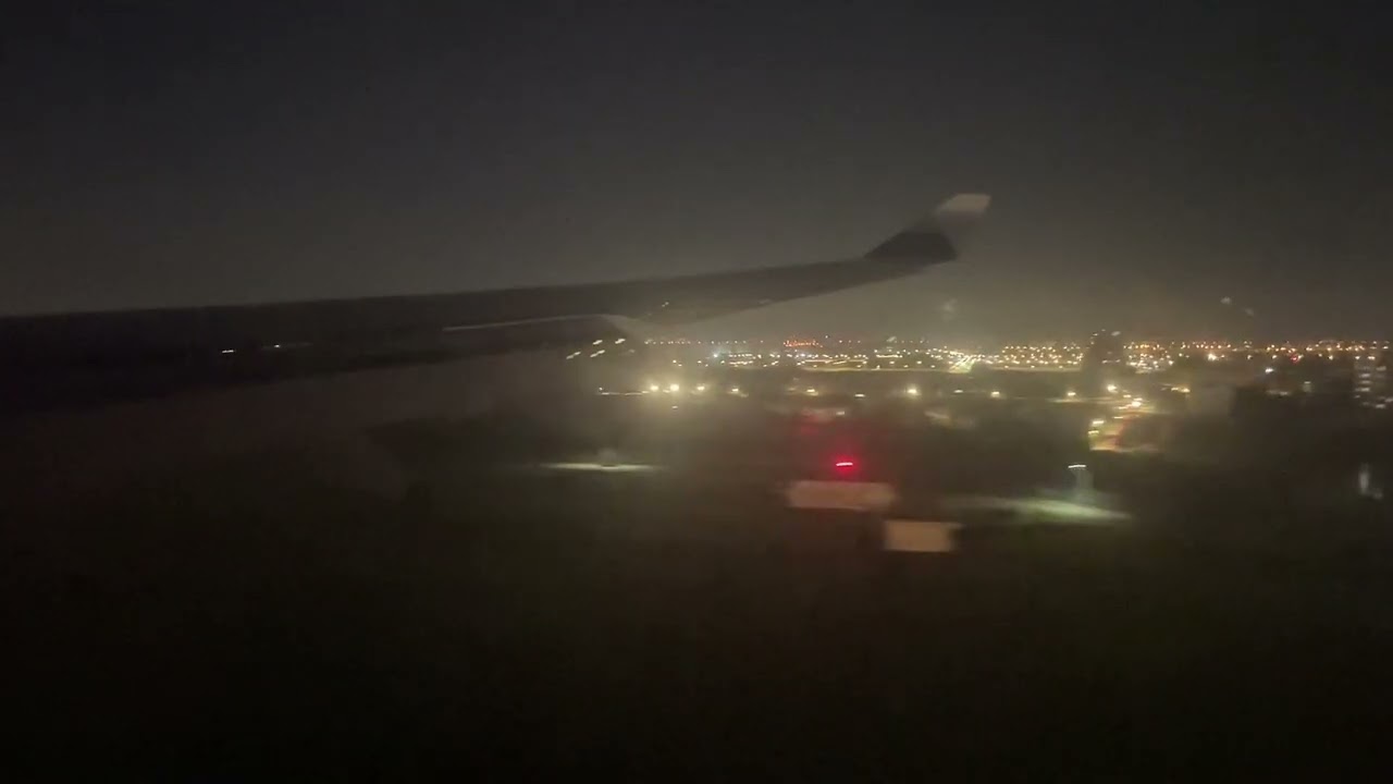 華航A330客機降落桃園機場05R跑道 China Airlines CI117 landing at Taipei
