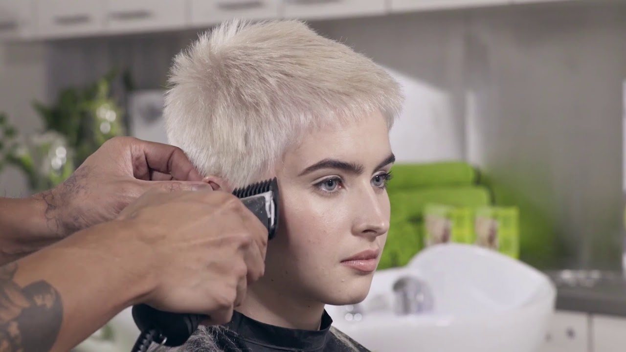 Behind the scenes - Fashion Magazine x Roger Medina x Nutrisse Ultra color
