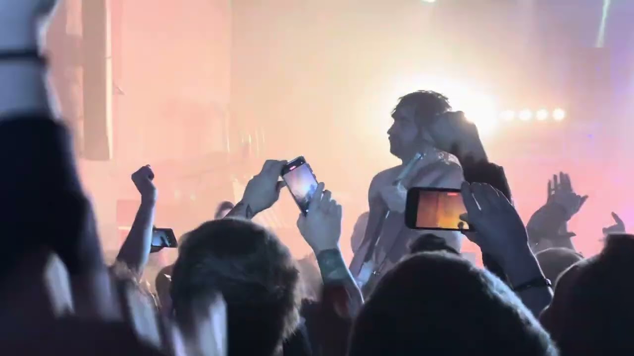 Airbourne - Girls In Black (live at the Boilershop, Newcastle upon Tyne 9/3/25)
