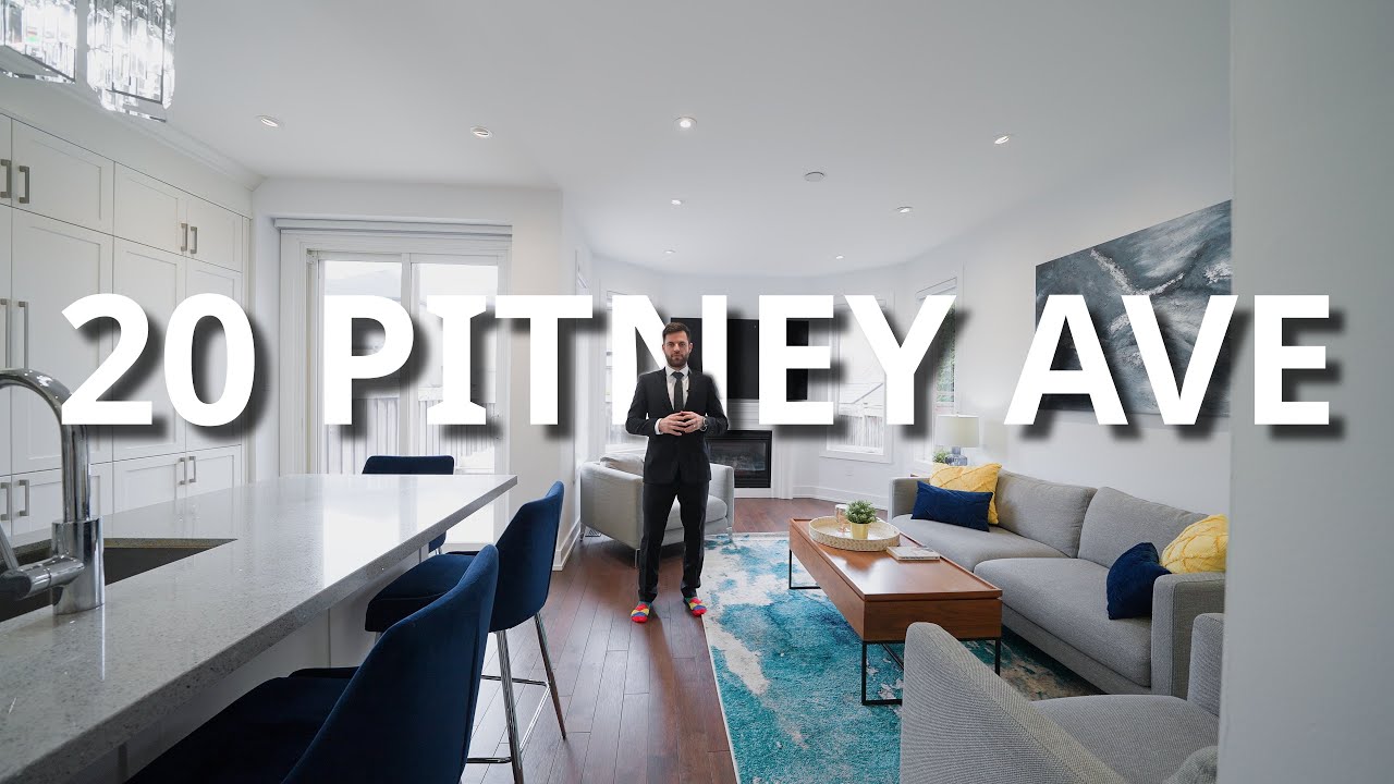 Touring inside a renovated 3 + 1 bedroom Townhome in Richmond Hill