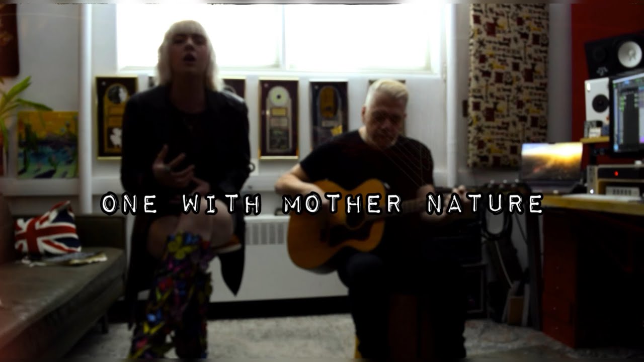 Cas Jade - Freak Of Nature (Acoustic Version) (Official Lyric Visualizer) 