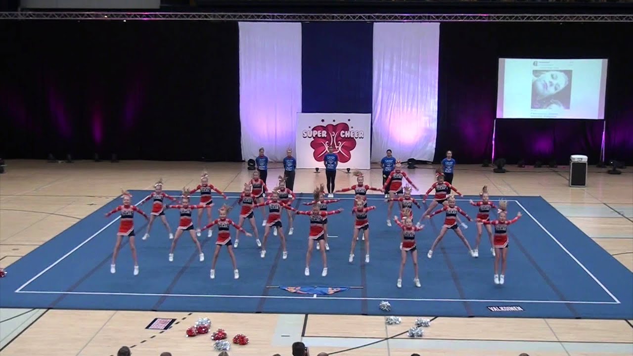 Northern Lights Safiirit Super Cheer 2014