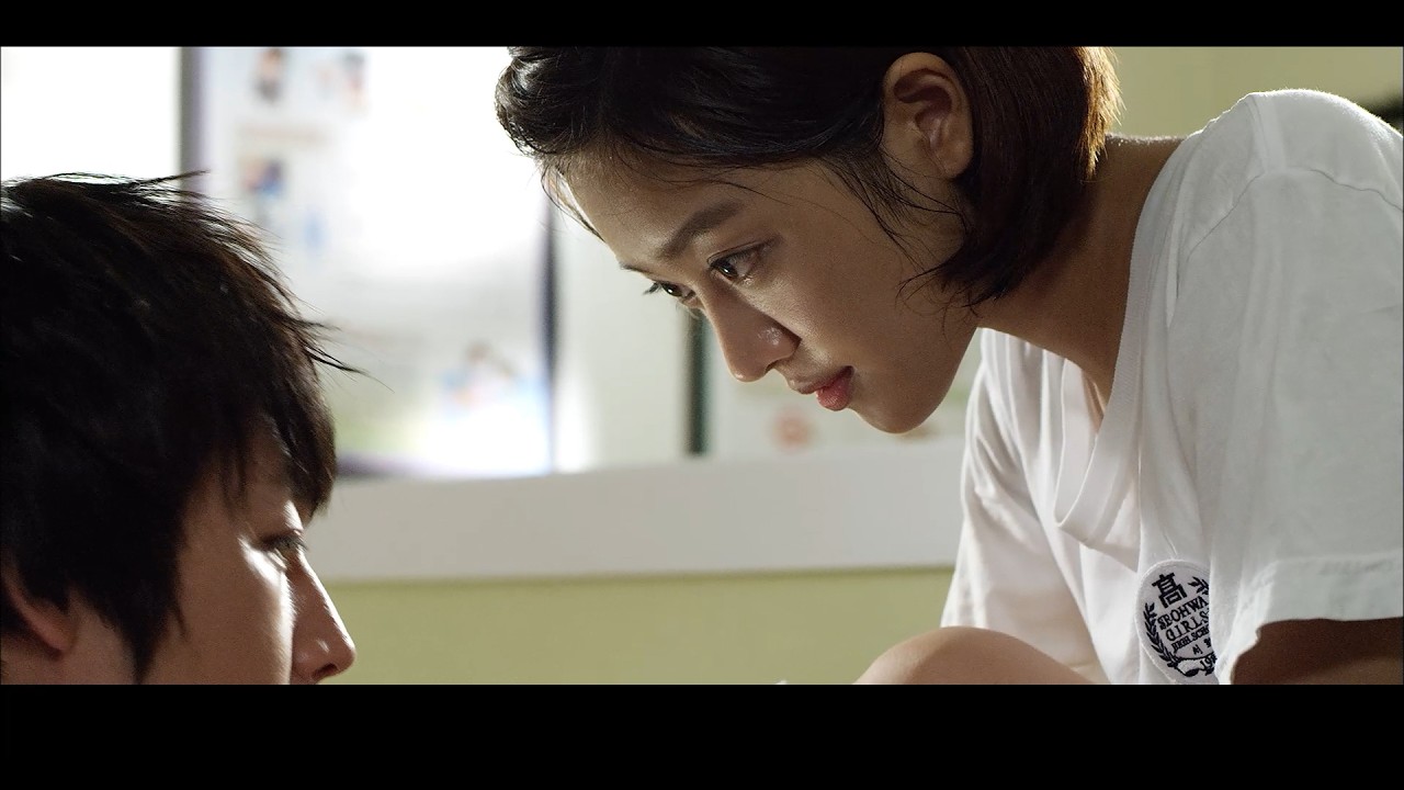 忌愛 Innocent Thing｜EP01 我在保健室為女學生擦藥，她卻突然把我擁入懷中…