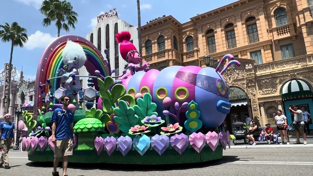 Universal Mega Movie Parade - May 17, 2025
