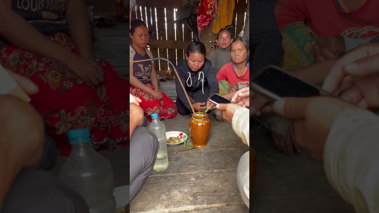 ប្រពៃណីជនជាតិភាគតិច កាចក់