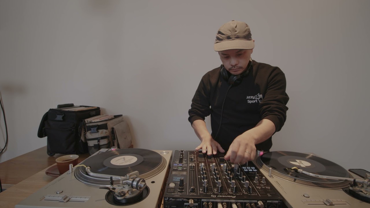 DJ Mitsu the Beats「Music Mistletoe」