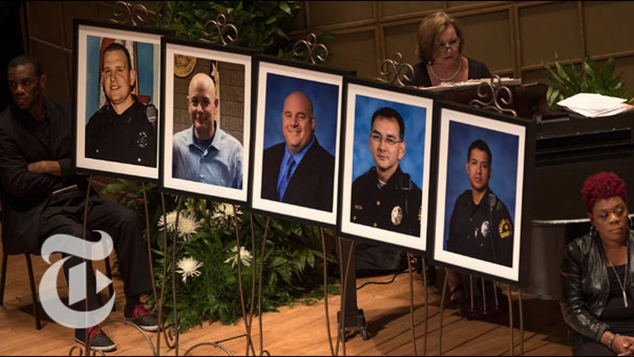 Memorial Service For Dallas Officers | The New York Times