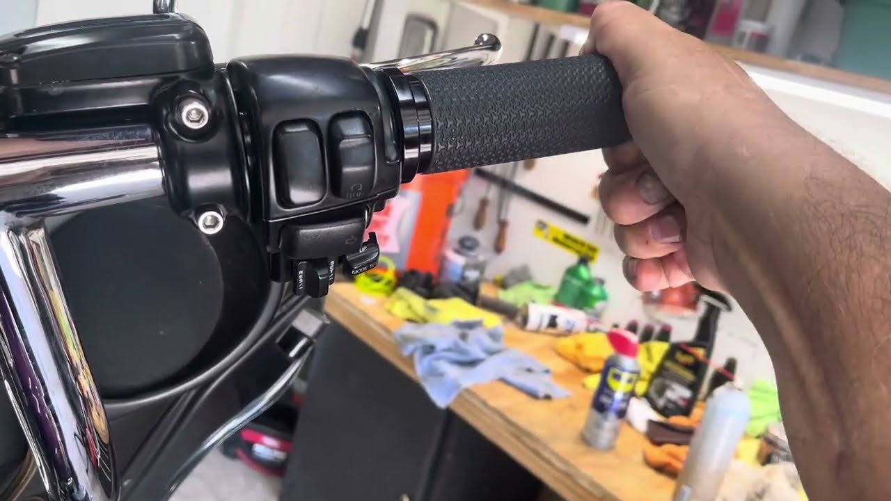 Как исправить заедание дроссельной заслонки на Harley