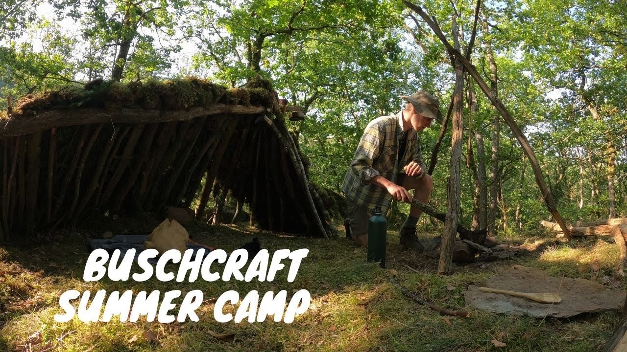 BUSHCRAFT SUMMER TRIP - survival shelter, firesteel and flint, cooking meat on embers, log bench...
