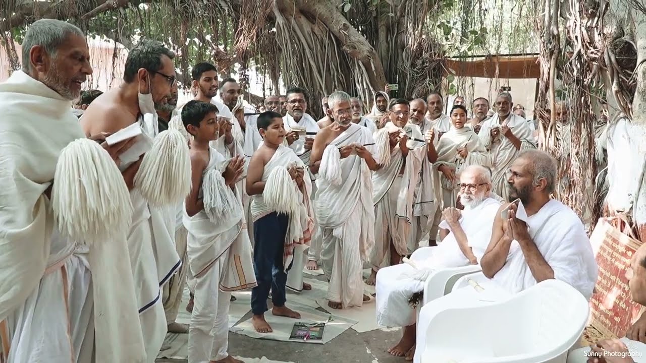 સિદ્ધવડની છાયામાં આનંદ મંગલ ઉપધાન આરાધકો ની સૂત્રવાચના
