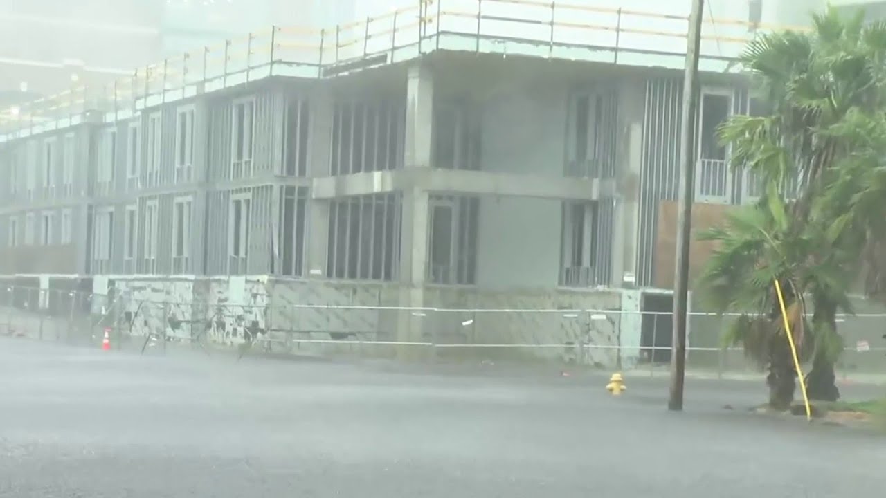 Potential flooding reported near Maxwell House; Duval County residents urged to stay inside.