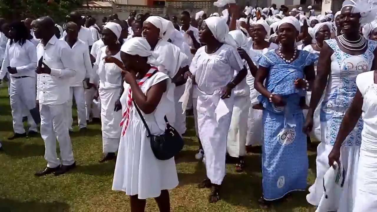ECMH EGLISE HARRISTE: Sortie du temple lors de la remise d'attestation Dimanche 27 Nov 2016
