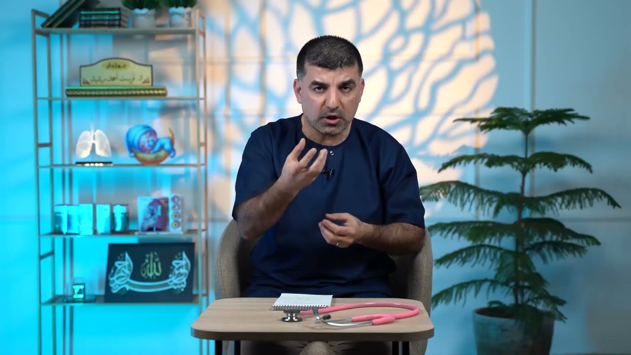 د  فرست احمد . سه‌ره‌ده‌ریا زاروكی دگه‌ل روژیێ د مه‌ها رهه‌مه‌زانا پیروز دا