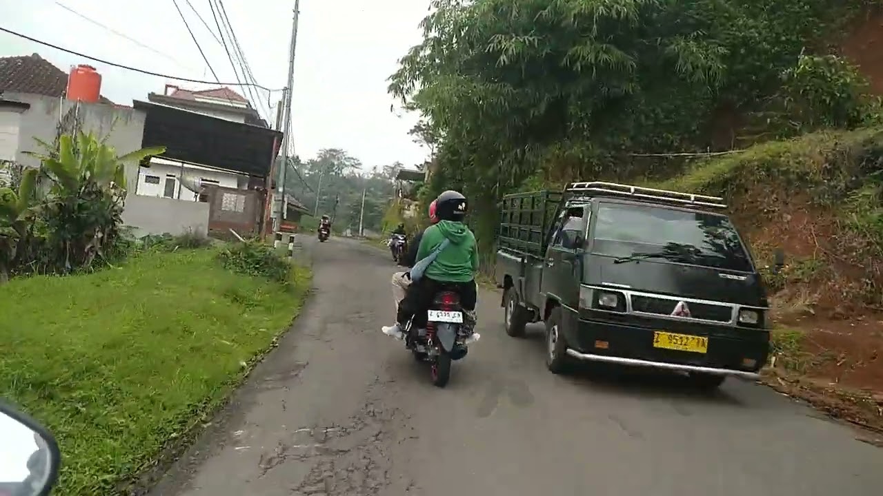 Menuju ke Paniisan Rancakalong lewat jalur Sumedang Subang #petunbikecomunity