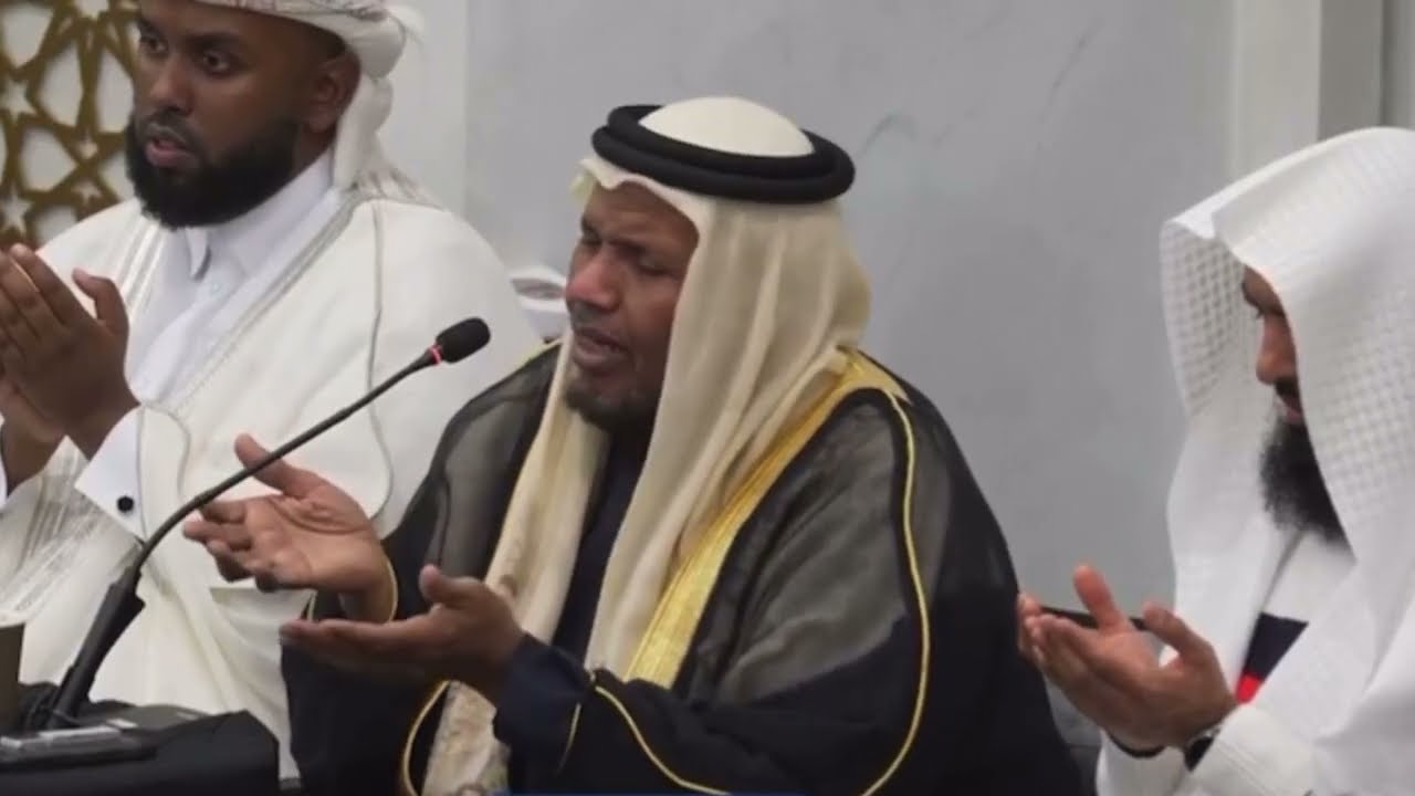 أجواء روحانية في لندن – مجلس ختم القرآن ودعاء الشيخ عبدالرشيد الصوفي�