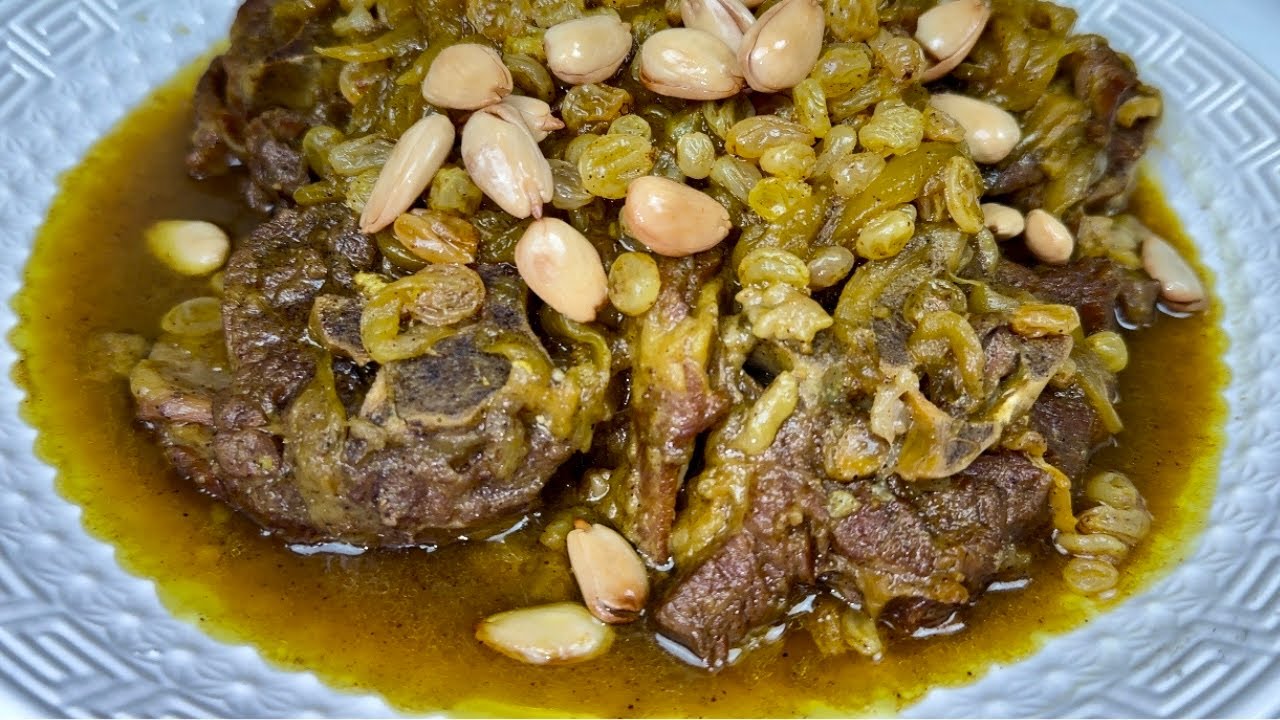 RECETTE AÏD ELDHA 2024✨🐑 COLLIER D’AGNEAU AUX RAISINS SECS, OIGNONS CONFITS ET AMANDES GRILLÉES
