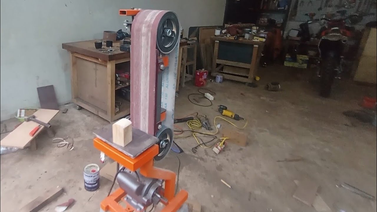 Menciptakan alat amplas dengan barang rongsokan. belt sander rakitan