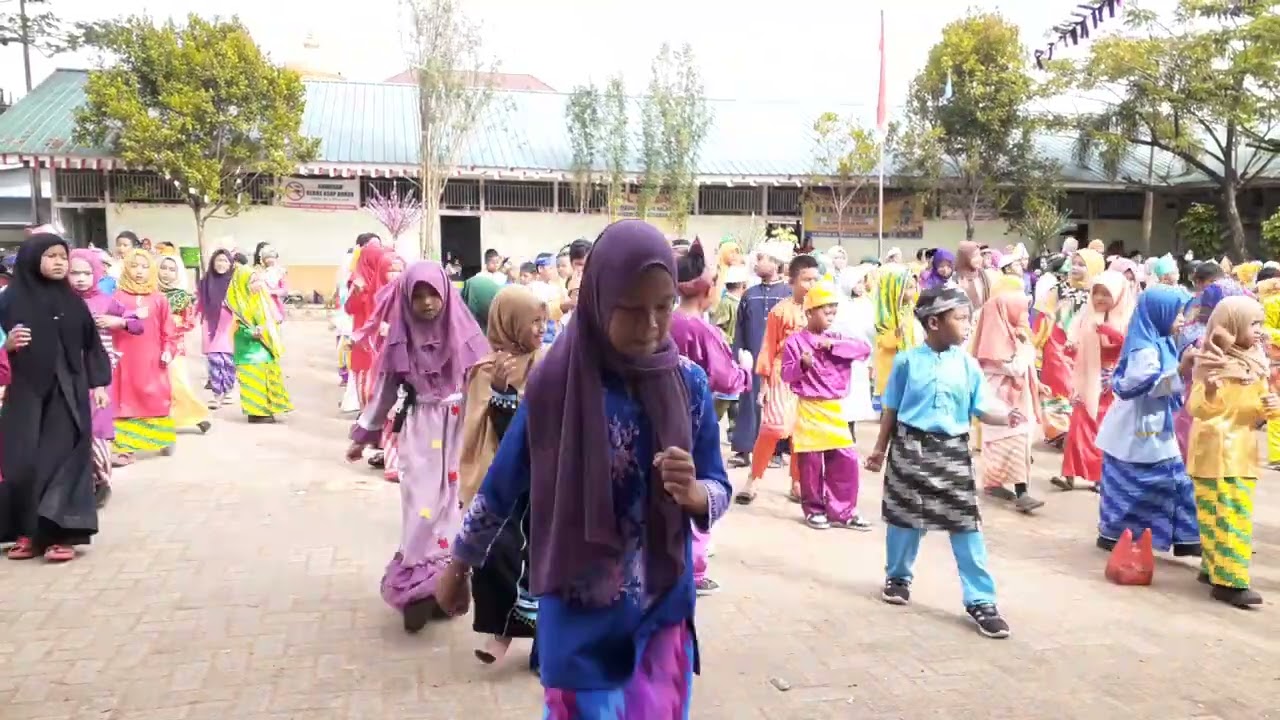 SDN 05 berjepin Hut kota pontianak ke 251