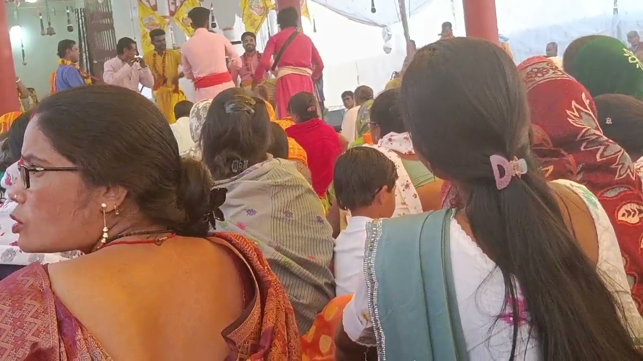 Kirtan in a batkidoh 