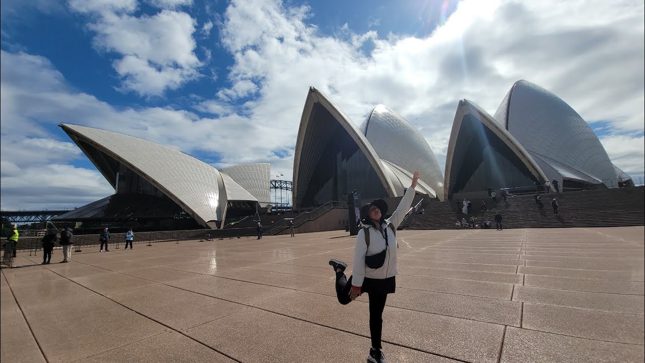 Our Adventure Starts in Sydney, Australia!  🇦🇺 Sydney Opera House, Circular Quay & Aslan Coffee 