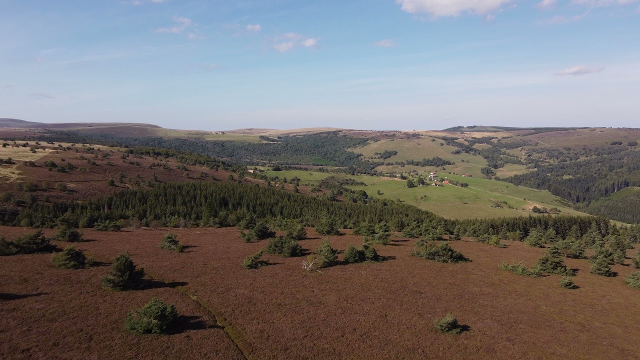 Les monts du Forez. Prises de vues par drone.