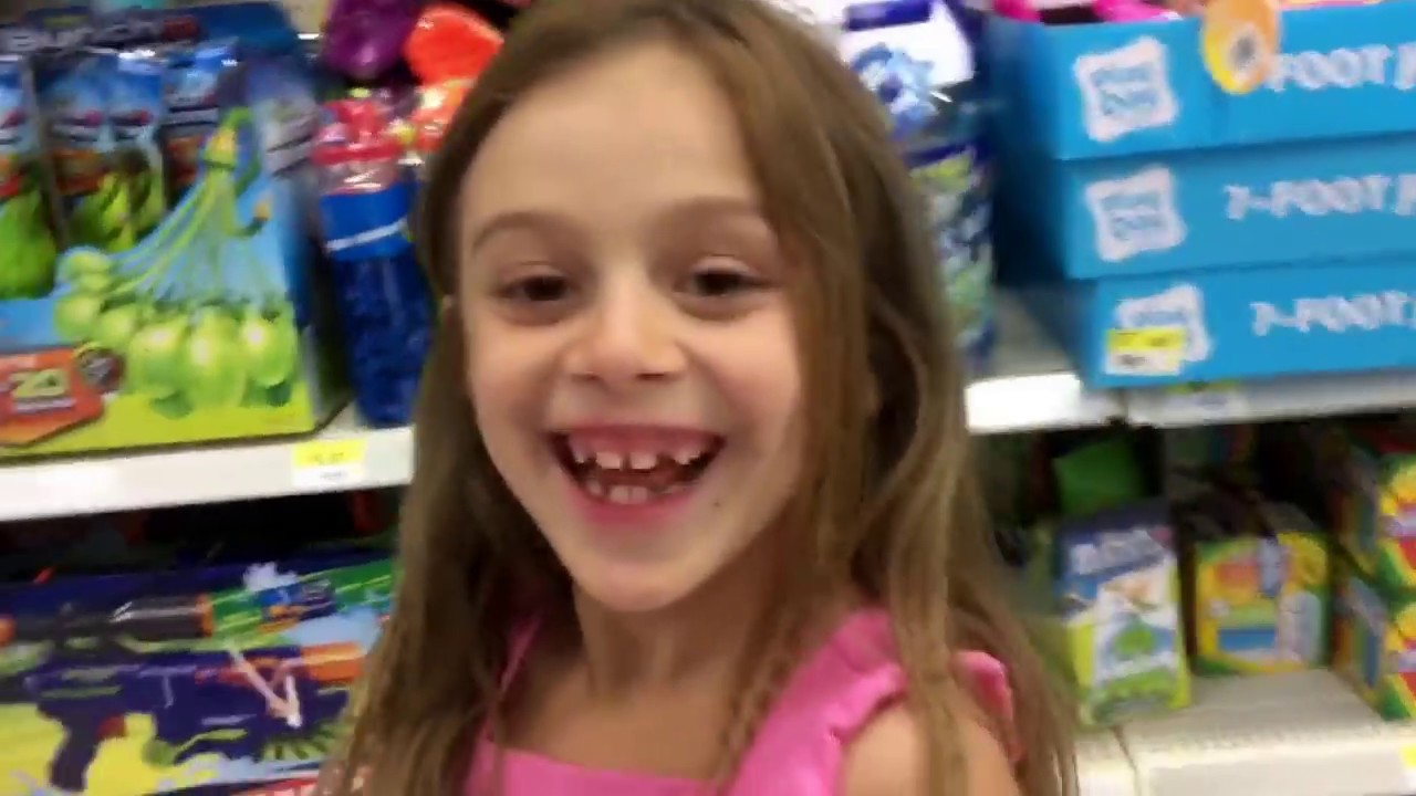 GOING TO WALMART!!! WHAT WILL I GET?? | Flippin Ann✨