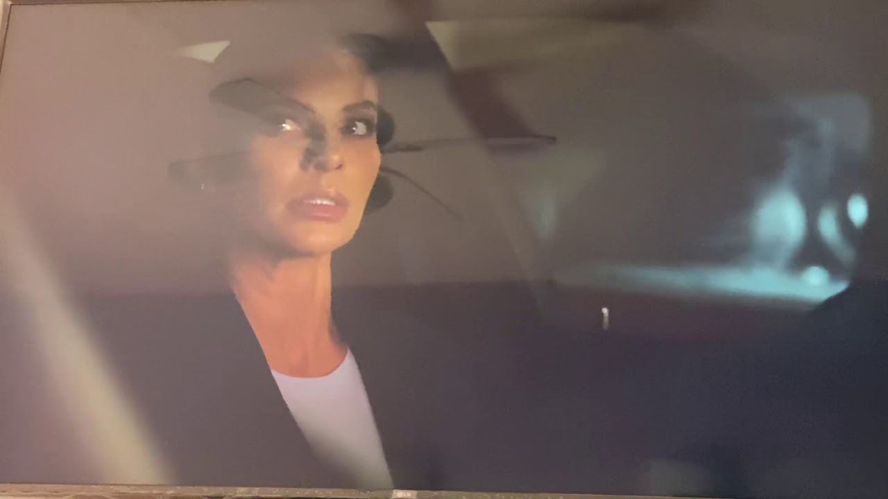 Chloe le dice a lucifer que se siente celosa a veces 4X2