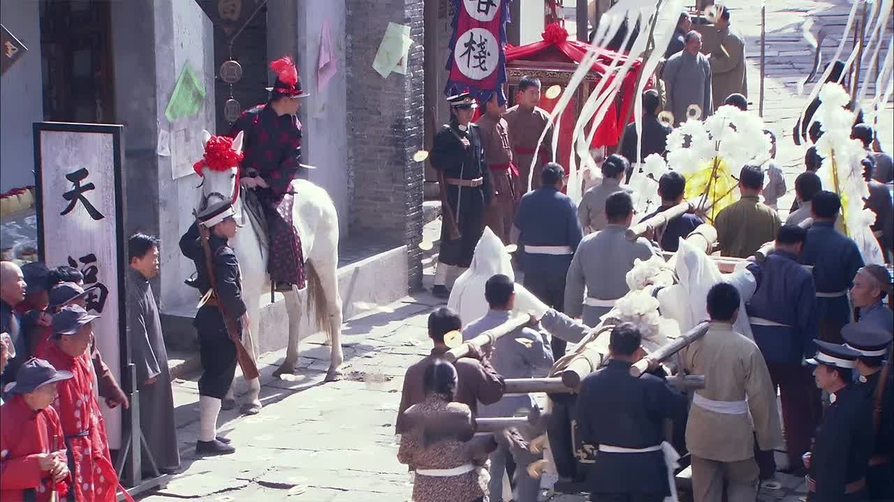 日軍布下天羅地網，誓要活捉八路，誰料他們躲進棺材，悄無聲息逃出城！⚔️ 抗日 Kung Fu #抗日 #電影 #功夫