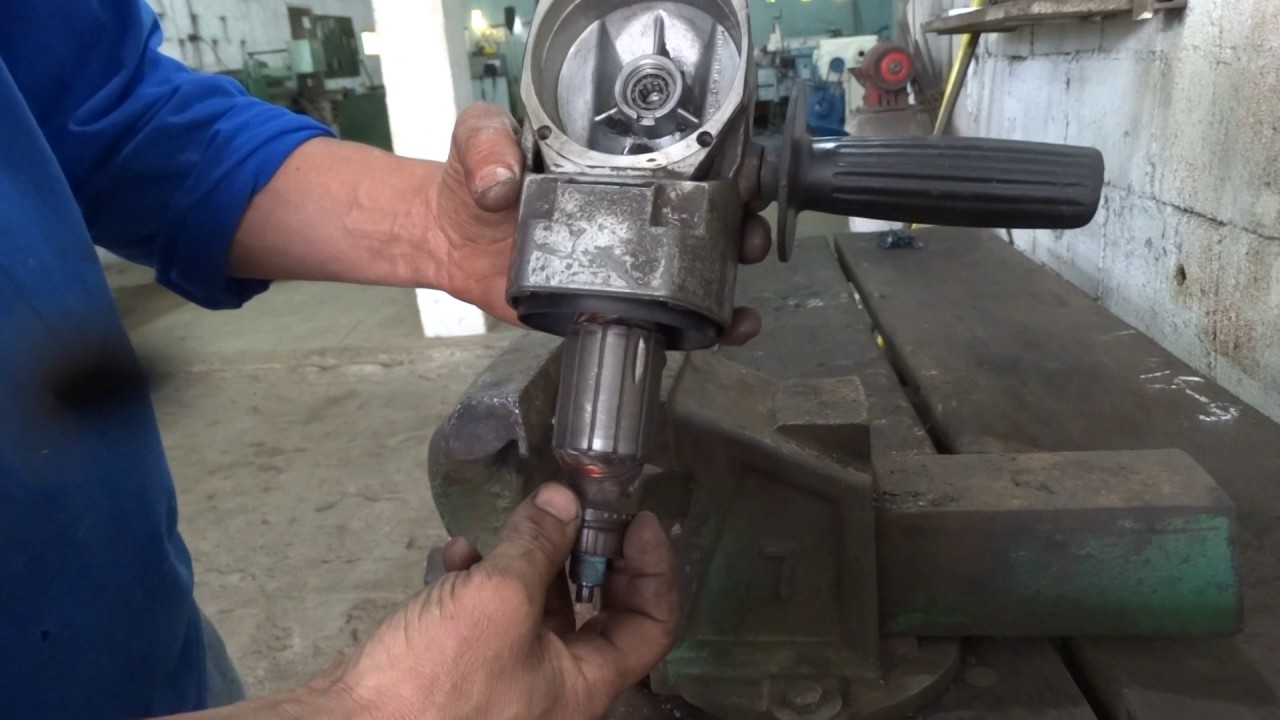 (Bosch modelo antigo)como sacar a engrenagem e induzido na carcaça da lixadeira