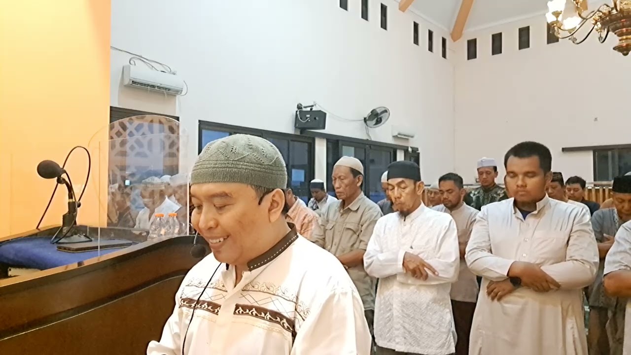 Ustadz Dedik Irawan :  Imam Sholat Tarawih malam ke 13 Ramadhan 1447 H.