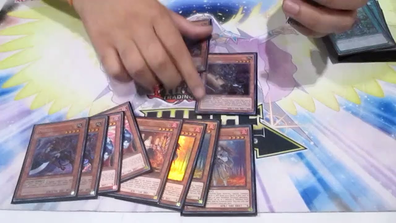 Zombie Lightsworn (8-3 bubble) - YCS London 2017
