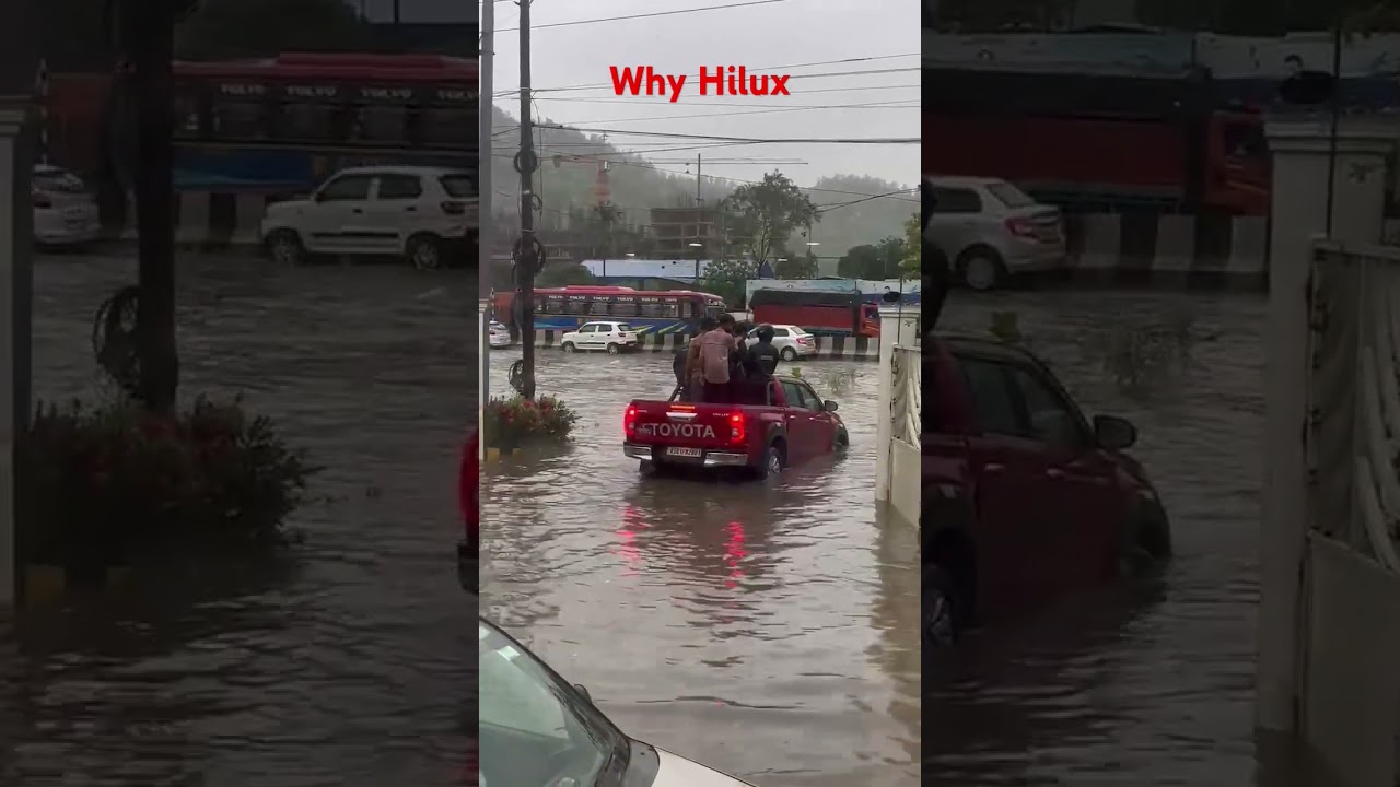 #hilux Book your black Hilux now..upto 7lakhs discount 😍