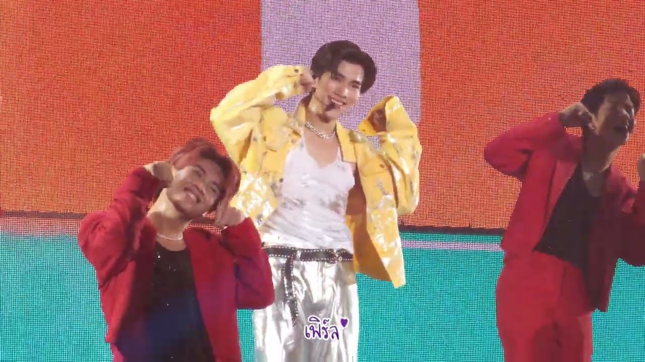 Fourth (โฟร์ท) - ต่อจากนี้เพลงรักทุกเพลง จะเป็นของเธอเท่านั้น + อยู่เฉยๆก็น่ารัก + เปิดใจไม่เปิดตัว
