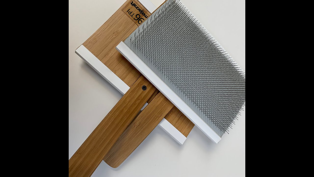 Hand Carders - How to make a tweed Rolag