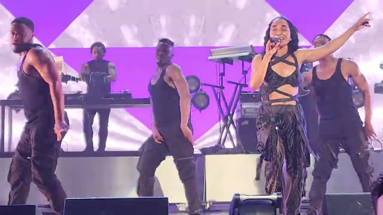 TLC - No Scrubs (2023 Concert Performance)