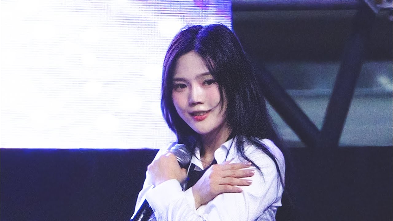 240925 오마이걸 효정 (HyoJung) 성신여대 Full Cam - Classified, 던던댄스, 돌핀, 비밀정원, 살짝 설렜어 [직캠 / FANCAM] [4K 60p]