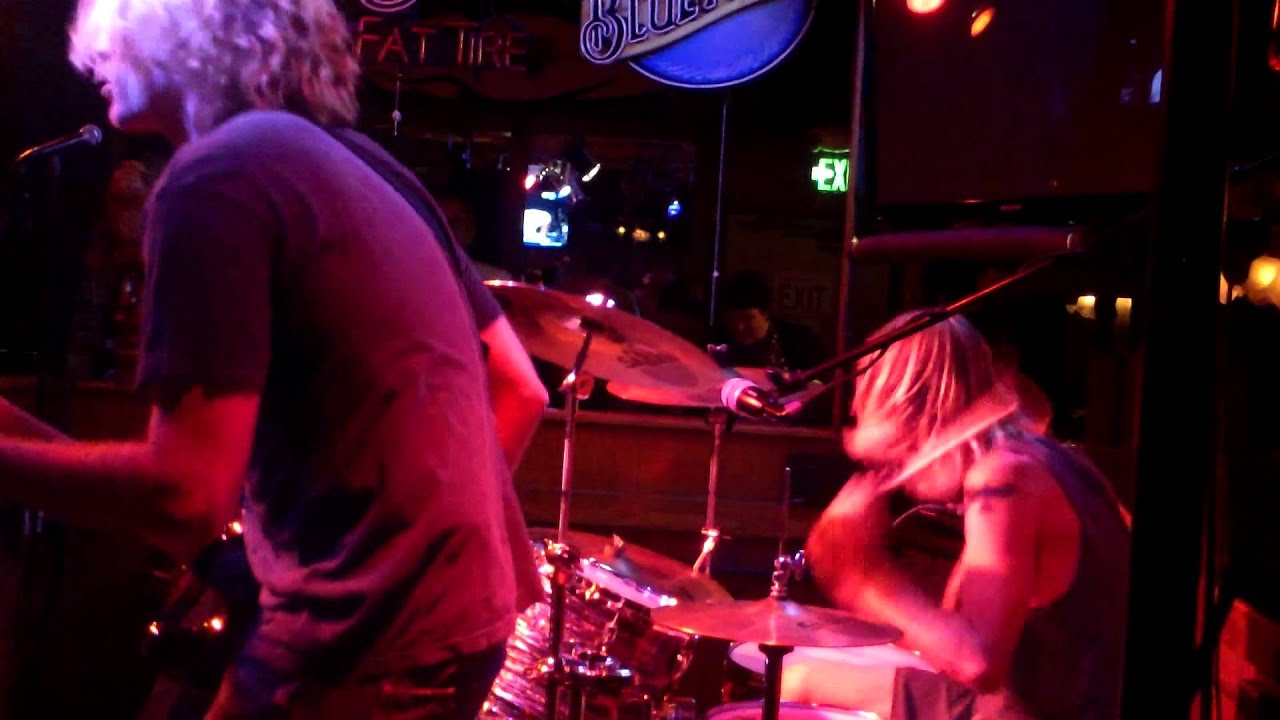 Chevy Metal - Maui Sugar Mill Saloon 4/28/2013 Part 1