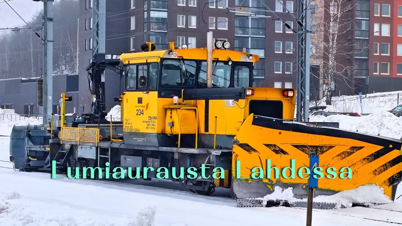 Lumiaurausta Lahdessa 27.2.2026.  FT @Trainspot Finland