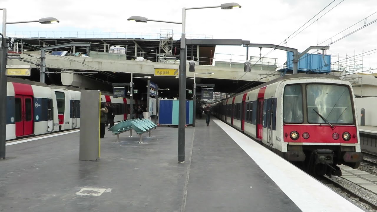 [Paris] MI84+Z6400 - Nanterre Université (RER A+Ligne L)