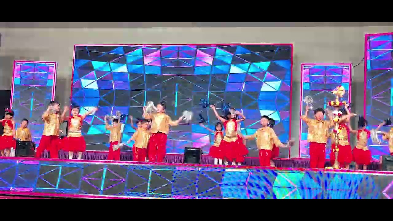 Krithvik's 2nd stage performance Annual day @Munchkins school of excellence 