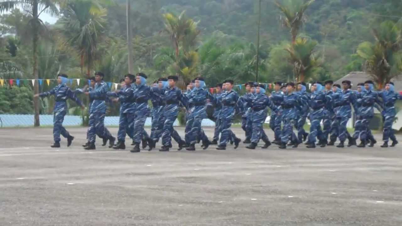 Kawad Kaki Wirawati Bravo Kumpulan 1 Siri10/2013 Kem PLKN Sentosa Chenderiang
