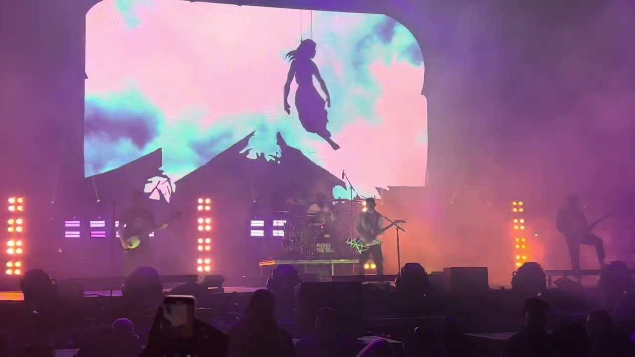 One Hundred Sleepless Nights - Pierce The Veil (When We Were Young 2024 Day 1)