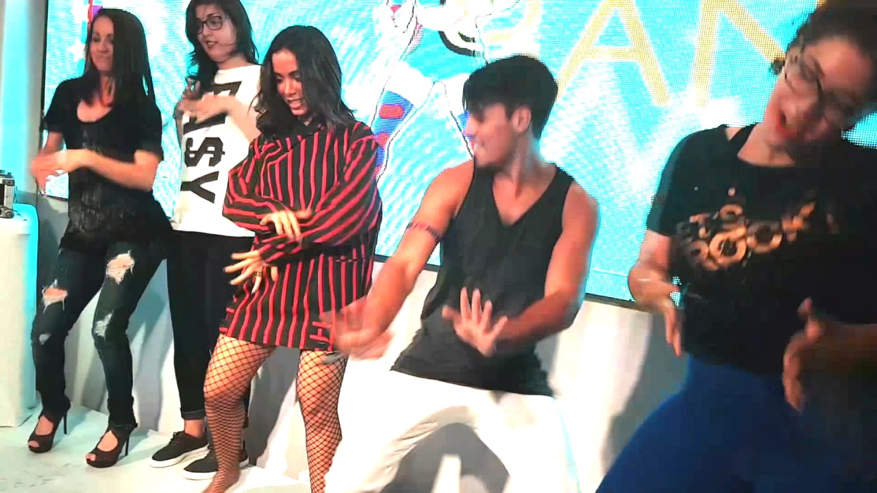 Bang  / Just Dance 2017 Com Anitta e Diegho San