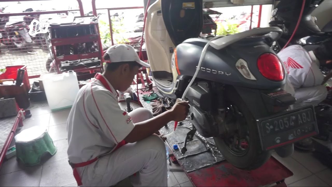 Diduga BBM Oplosan, Warga Bojonegoro Keluhkan Kendaraan Brebet Usai Isi Pertalite di SPBU