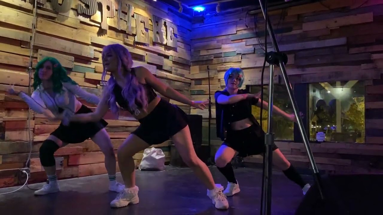 Vivid BAD SQUAD | Pomp and Circumstance 威風堂々 (Ifuudoudou) Dance Cover _ Artmosphere 2022