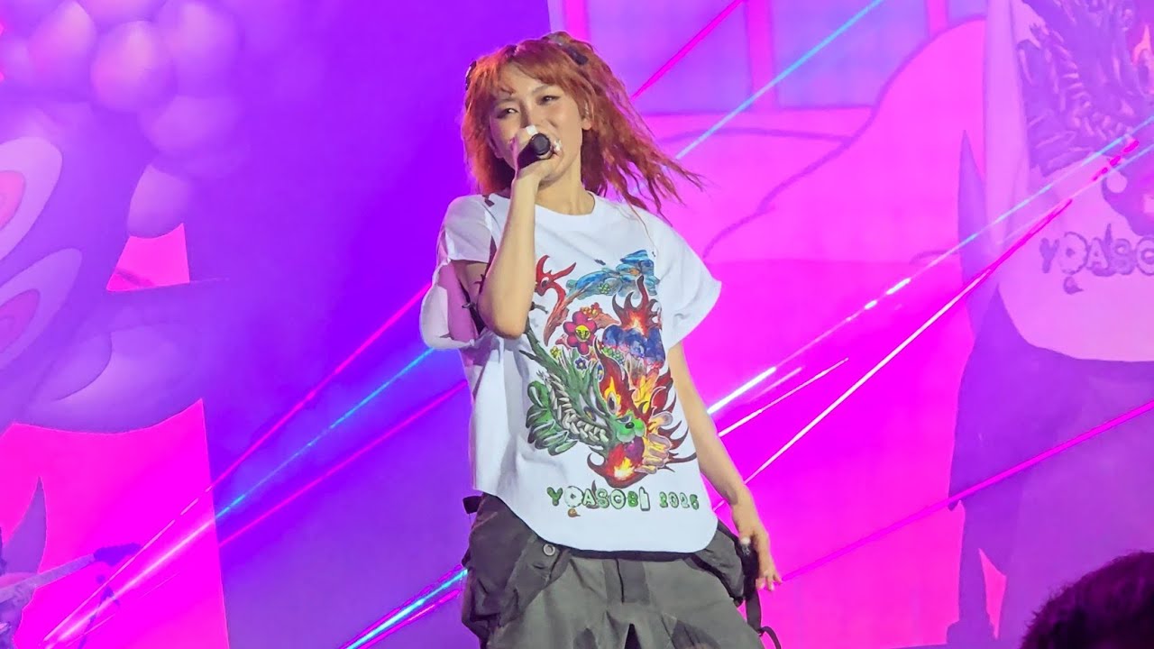 YOASOBI - Yoru ni Kakeru (夜に駆ける / Into the Night) (Live) (OVO Arena Wembley, London, 08/06/2025)