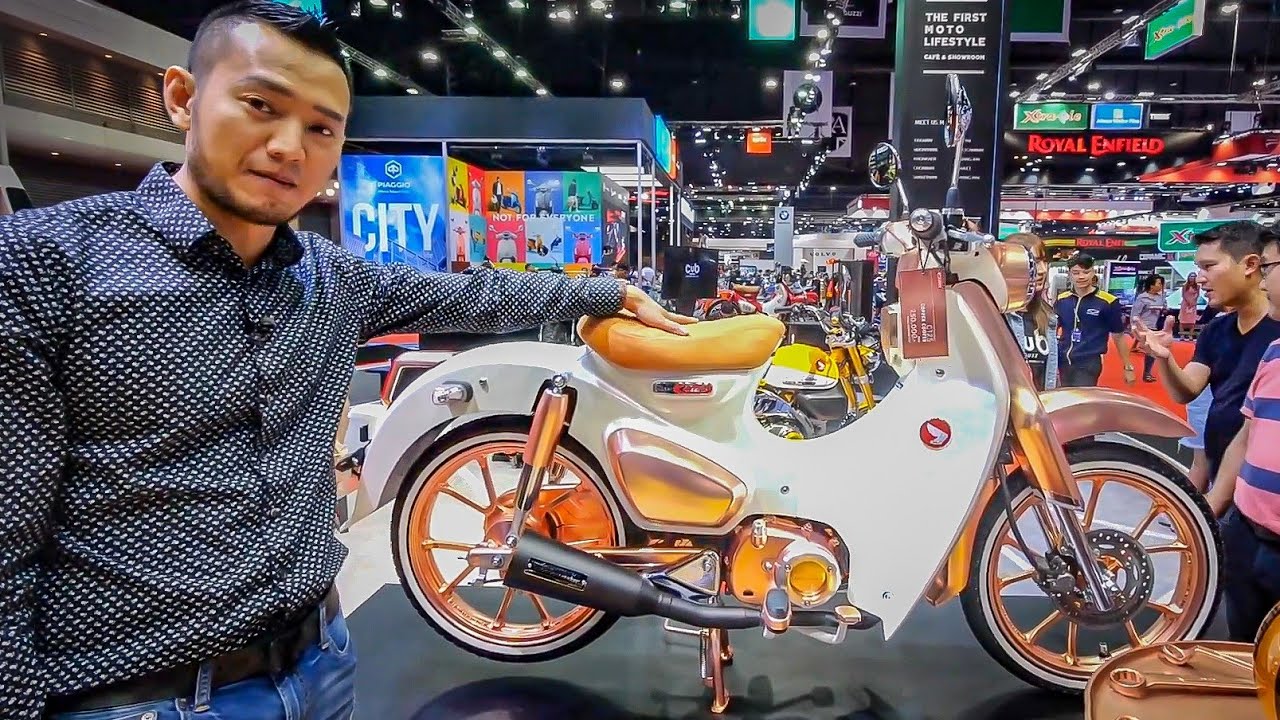 Chiếc Honda Cub phong cách Phúc XO này giá 200 triệu có gì mà đắt vậy?